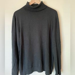 H&M green/black turtle neck sweater